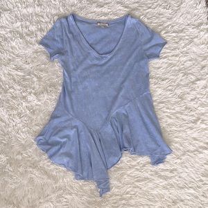 Anthropologie Eri + Ali Ice Blue Short Sleeve Asymmetrical Hem Top, Size XS